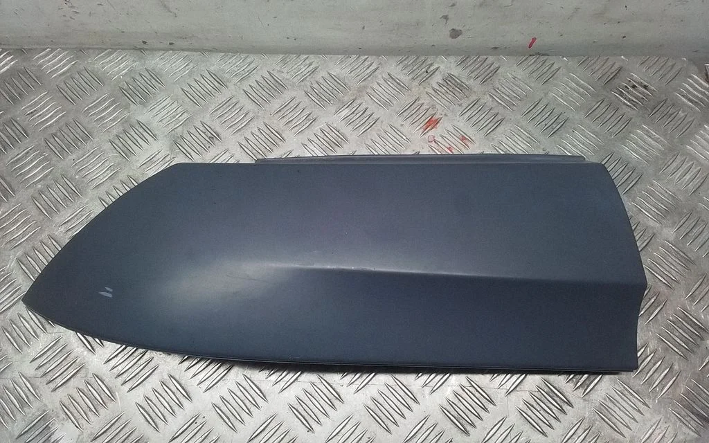 Rear bumper corner part panel trim – Mercedes-Benz ML-Class W166 (2012-2017)