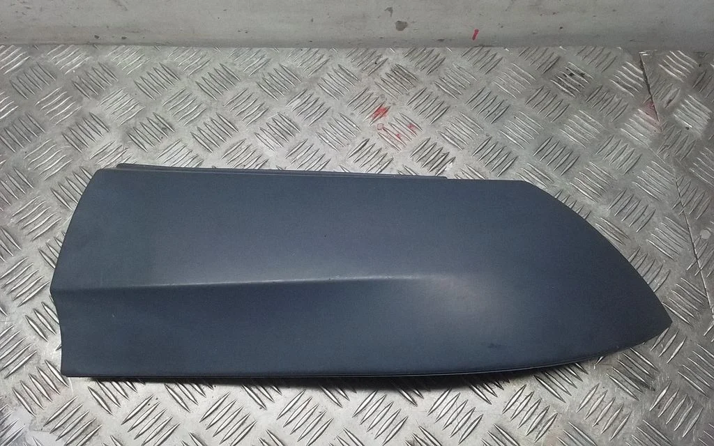 Rear bumper corner part panel trim – Mercedes-Benz ML-Class W166 (2012-2017)