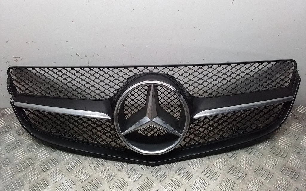 Front grill – Mercedes-Benz E-Class C207 W207 (2009-2017)