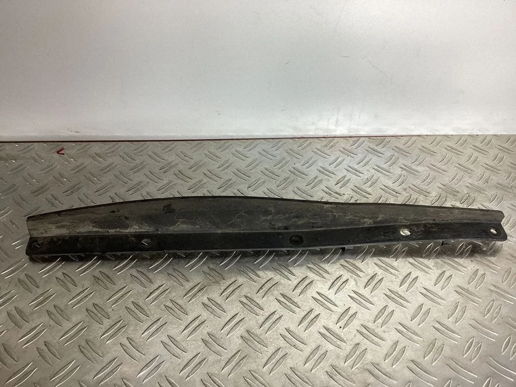 Rear bumper corner part panel trim – Tesla Model S (2012-)