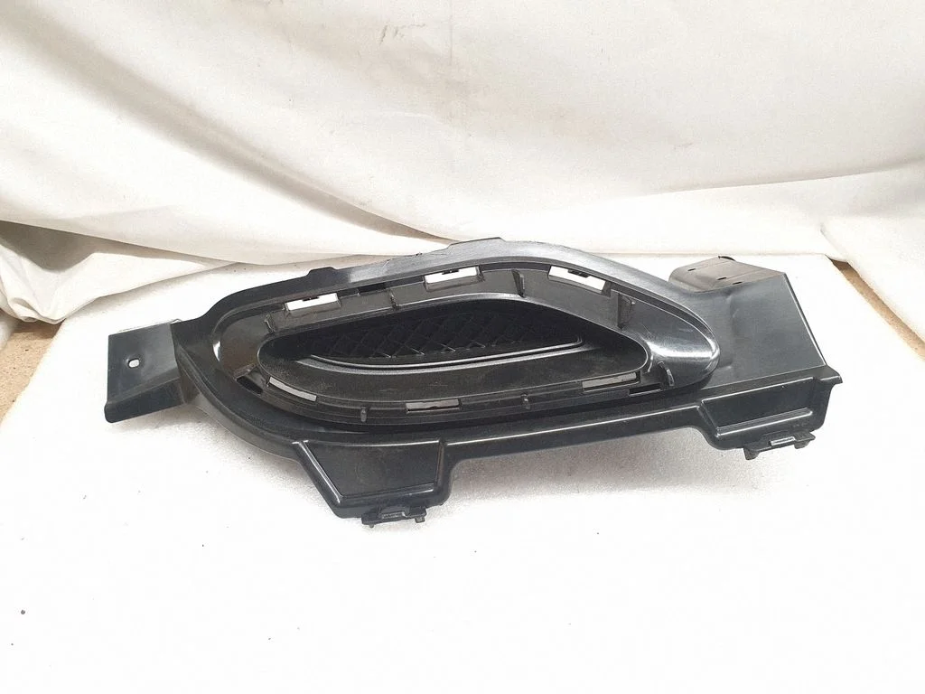 Rear bumper corner part panel trim – Mercedes-Benz C-Class W205 (2014-2021)