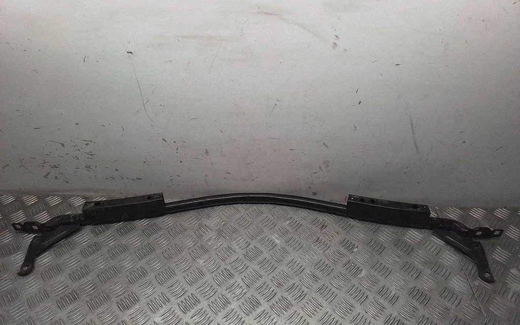Radiator support slam panel bracket – Porsche Macan (95B) (2019-)
