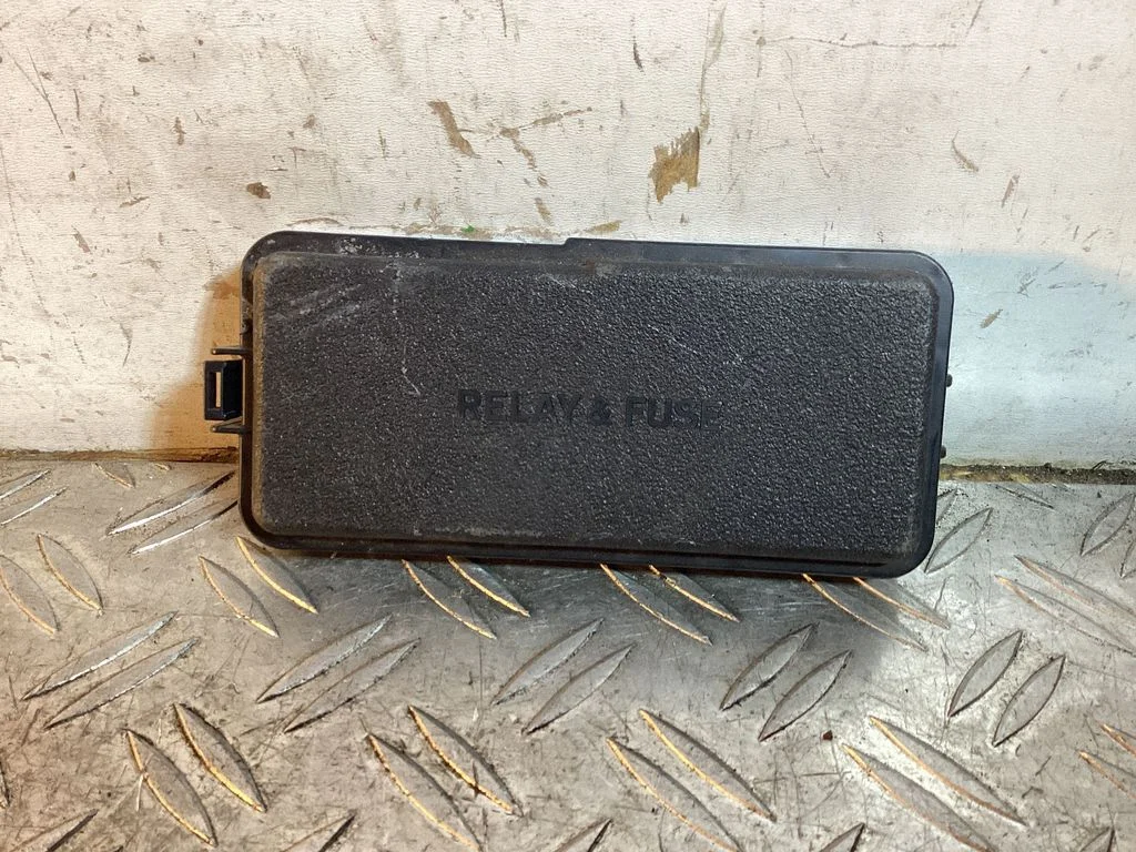 Fuse box set – Lexus RX III (2008-2015)