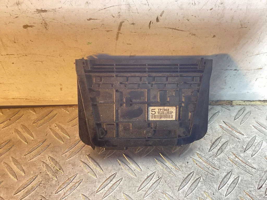 Fuse box set – Lexus RX III (2008-2015)