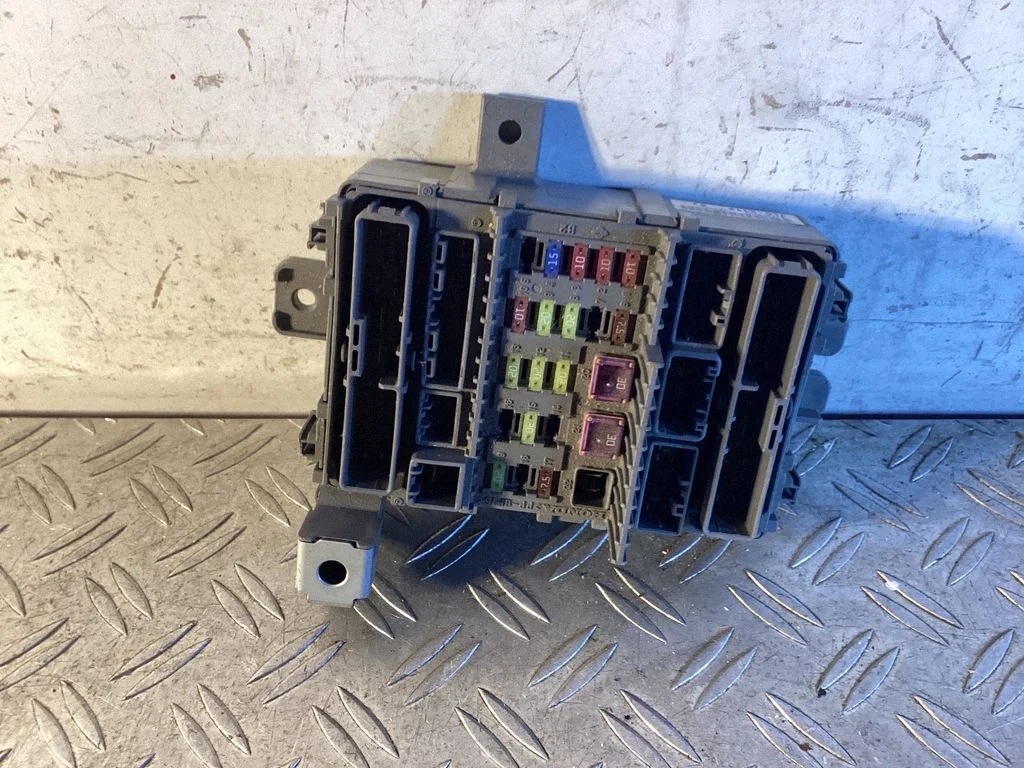 Fuse module – Honda Accord (2008-2016)