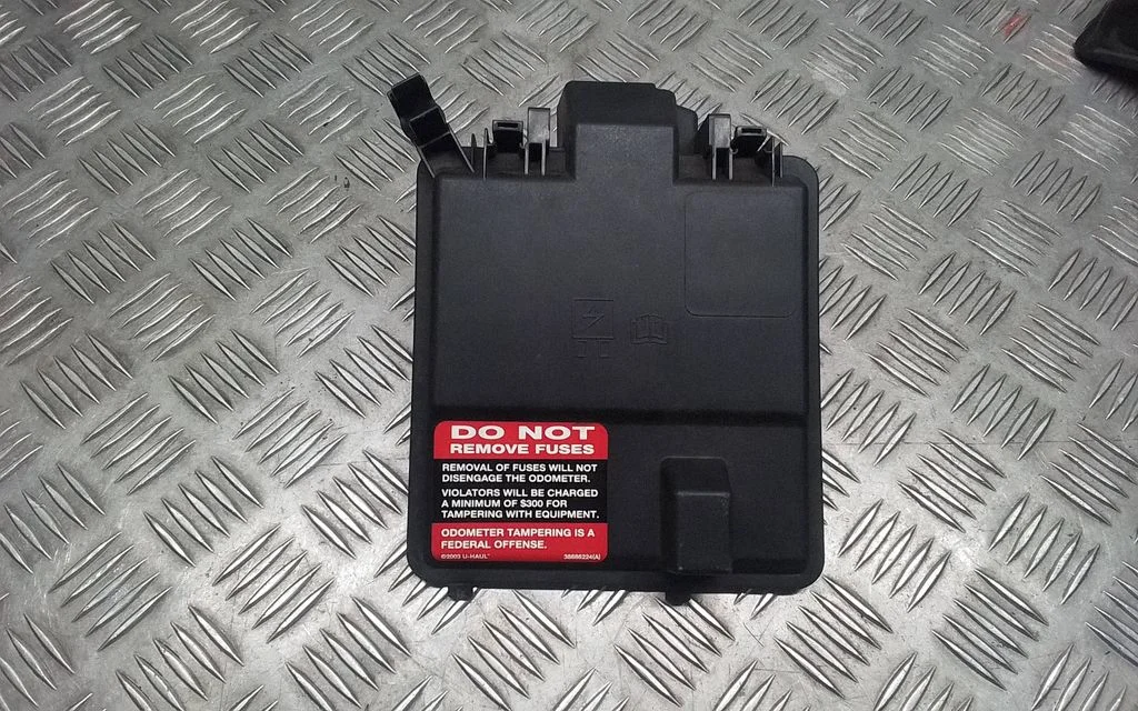 Fuse box cover