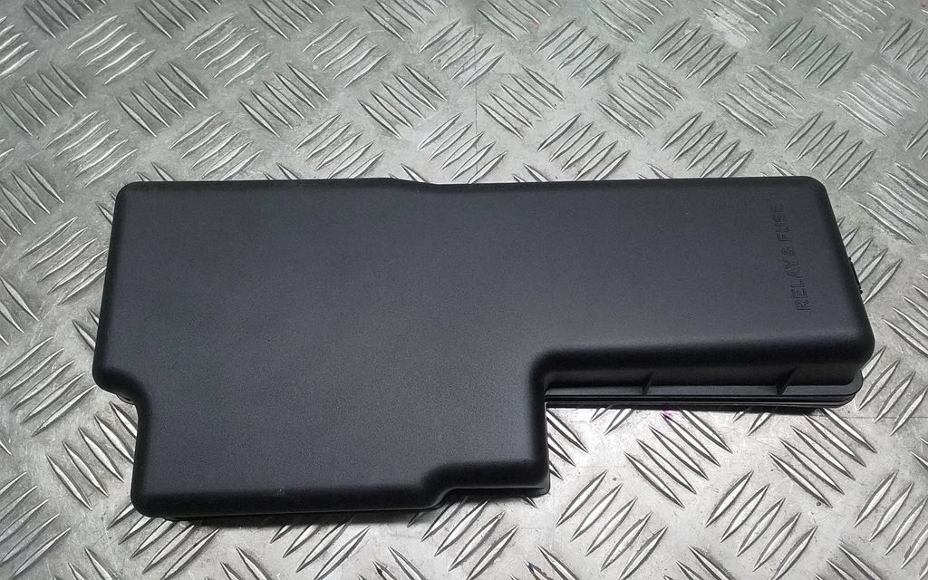 Fuse box cover