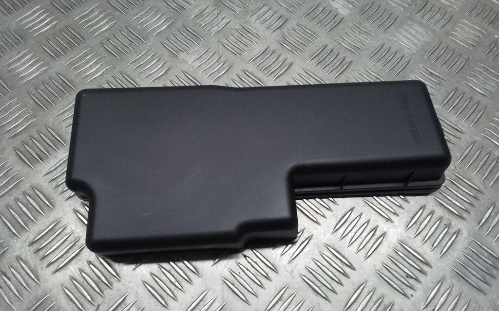 Fuse box cover