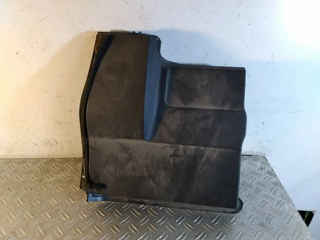 Battery box tray cover/lid – Land Rover Discovery Sport (2014-)