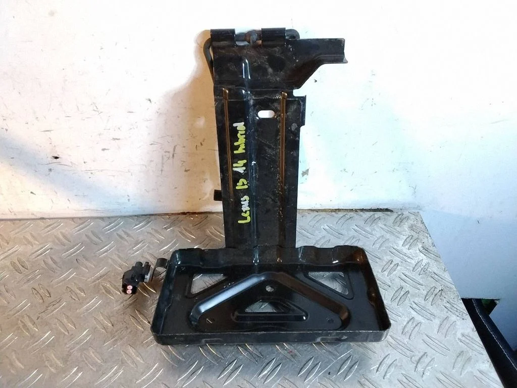 Battery tray – Lexus IS III XE30 (2013-2020)