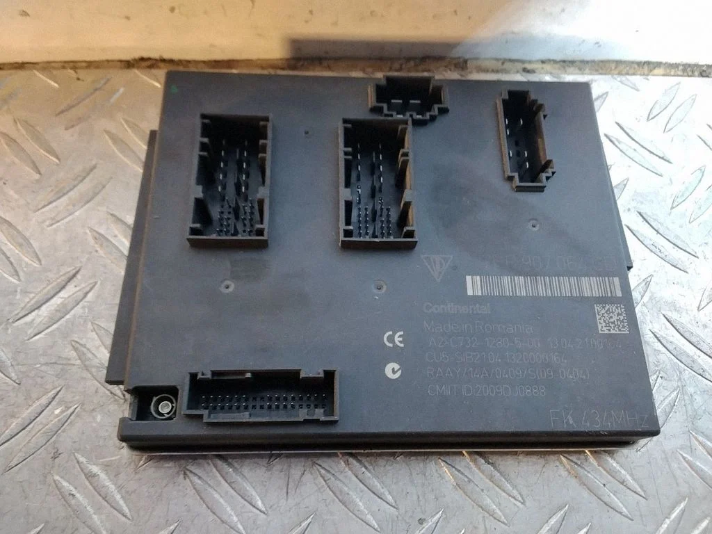 Comfort/convenience module – Porsche Cayenne (92A) (2010-2017)