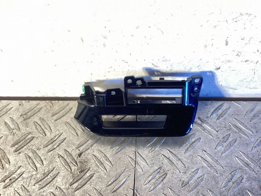 Other dashboard part – Lexus RX 450H (2016-)