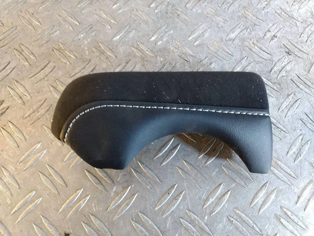 Other dashboard part – Toyota RAV 4 (XA40) (2012-2018)