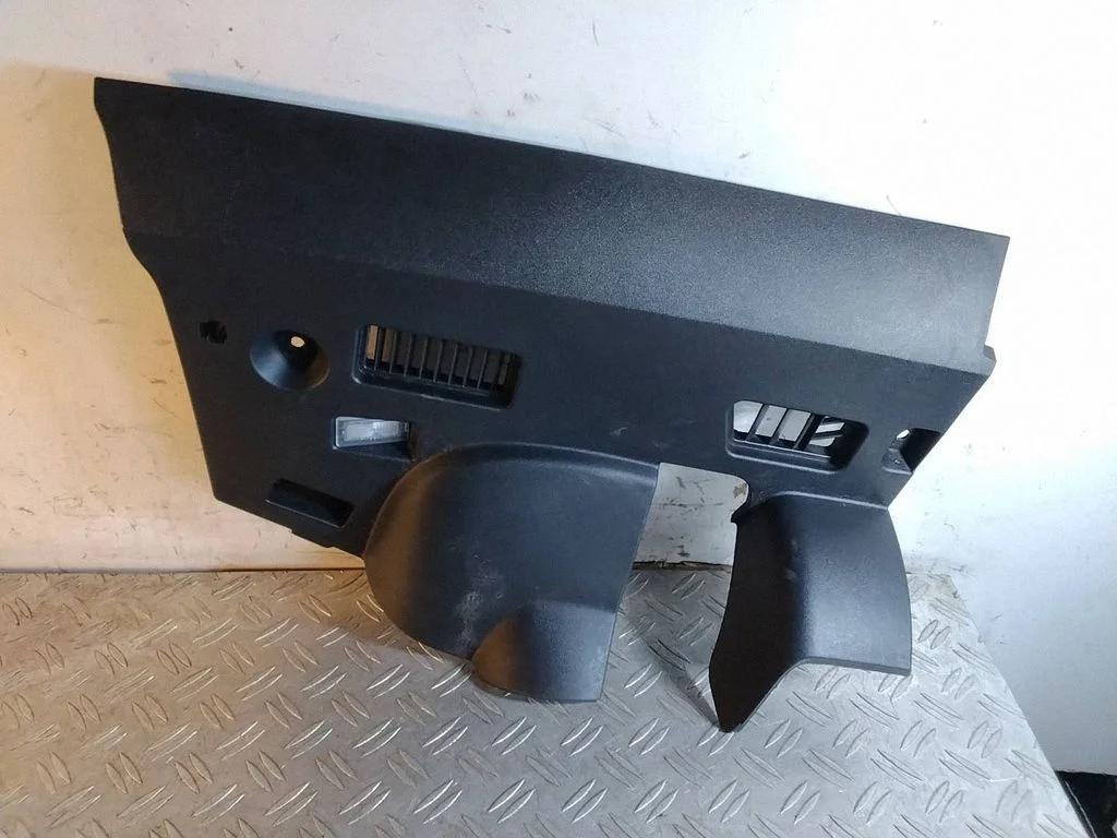 Other dashboard part – Tesla Model Y (2020-)