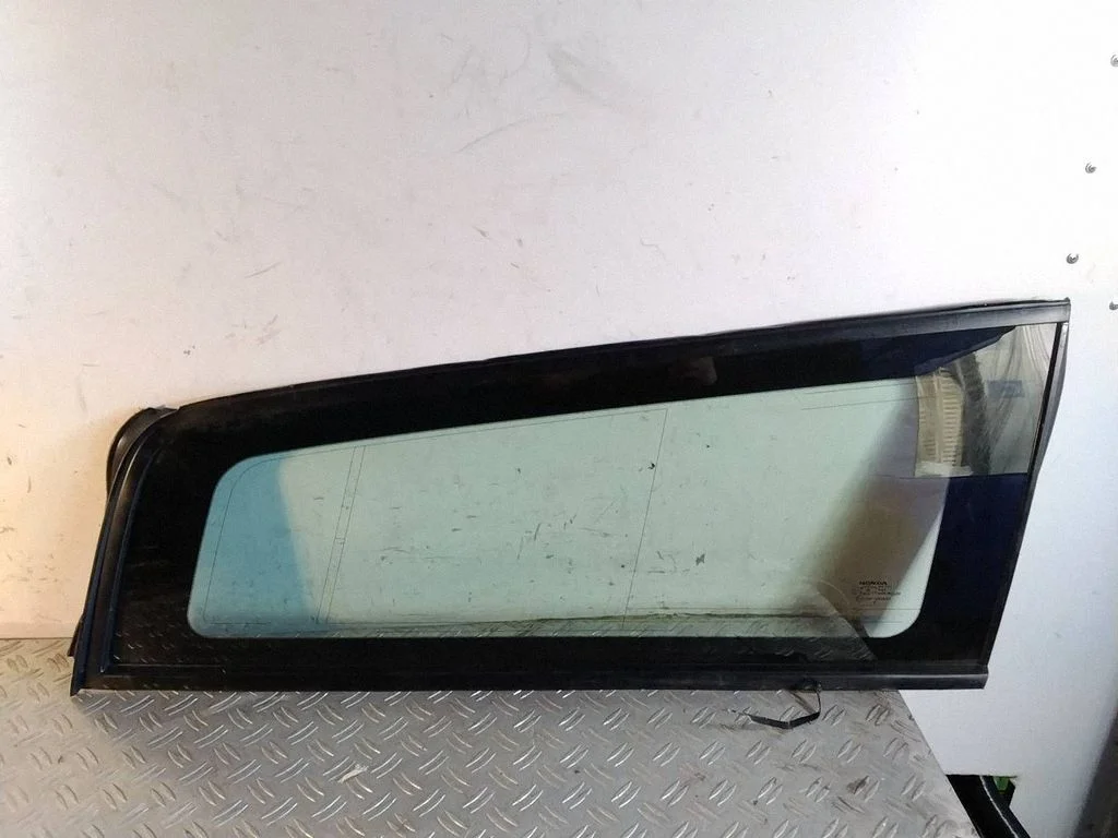 Rear side window – Honda Accord (2003-2007)