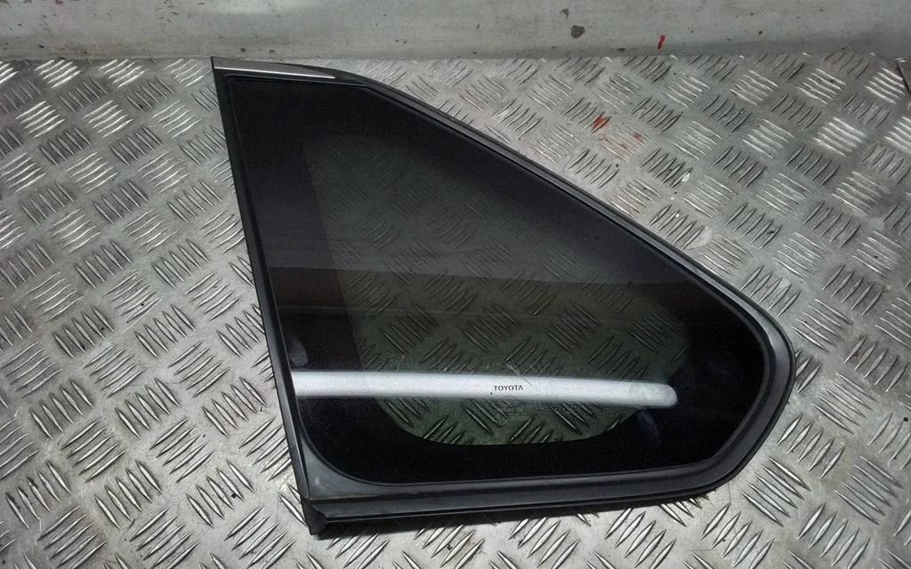 Rear side window – Toyota RAV 4 (XA50) (2018-)
