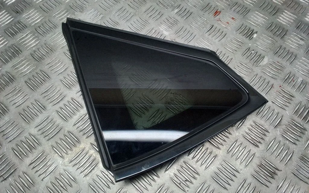 Rear side window – KIA EV6 (2021-)
