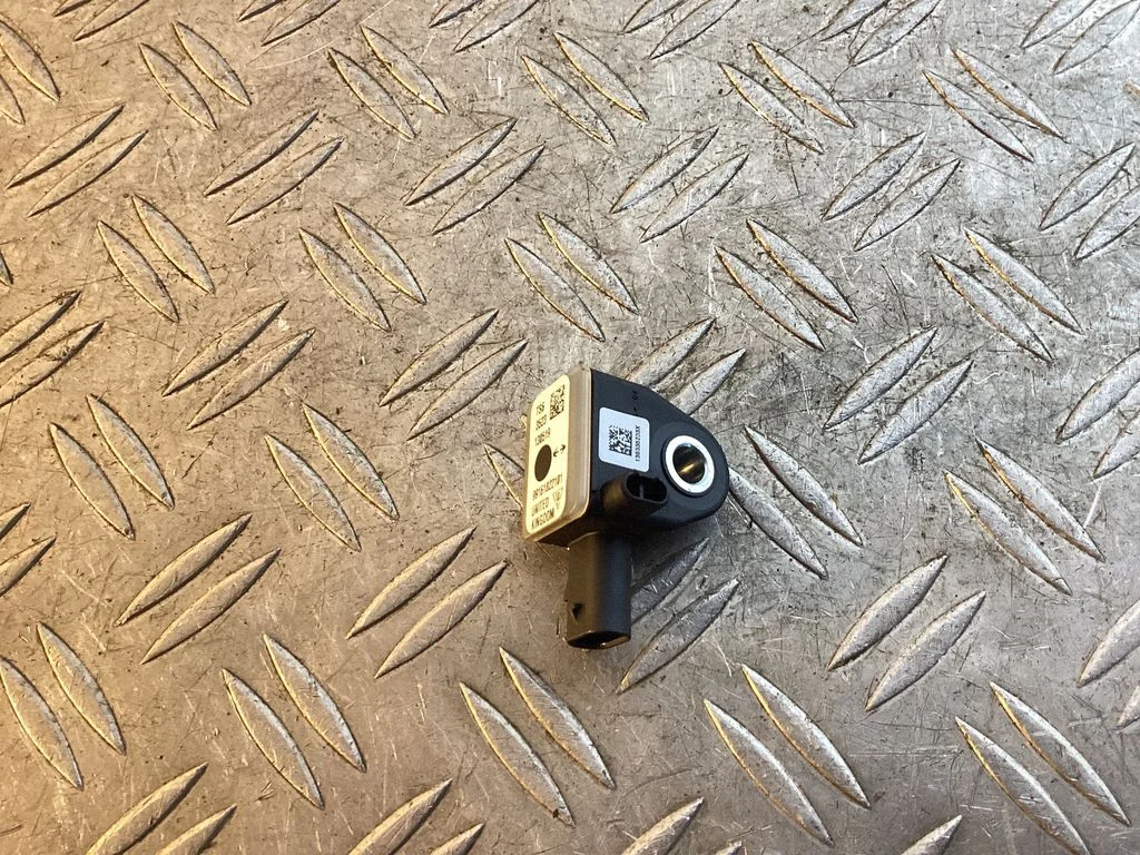 Turvapadja löögiandur 99161822101