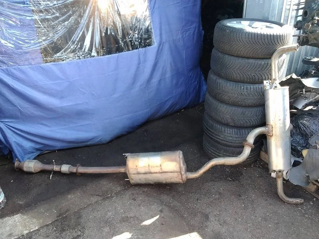 Muffler/silencer – Lexus RX 450H (2016-)