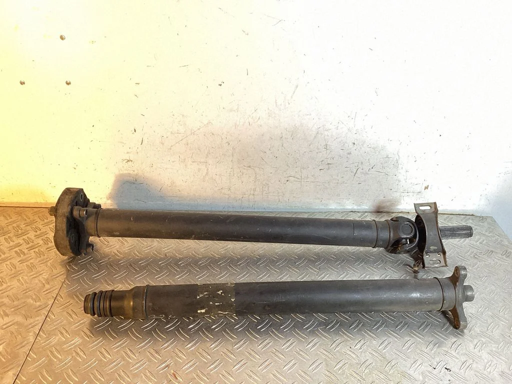 Drive shaft (set) – Mercedes-Benz C-Class W203 (2000-2007)