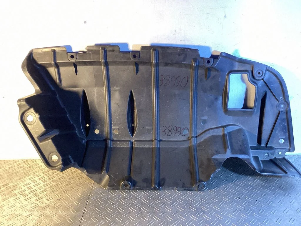 Osłona podwozia pod zderzakiem tylnym – Lexus RX 450H (2016-)