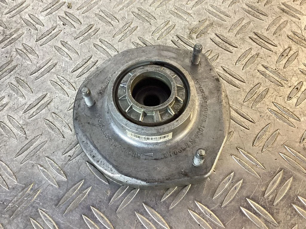 Coil spring mount – Porsche 911 991 (2011-2019)