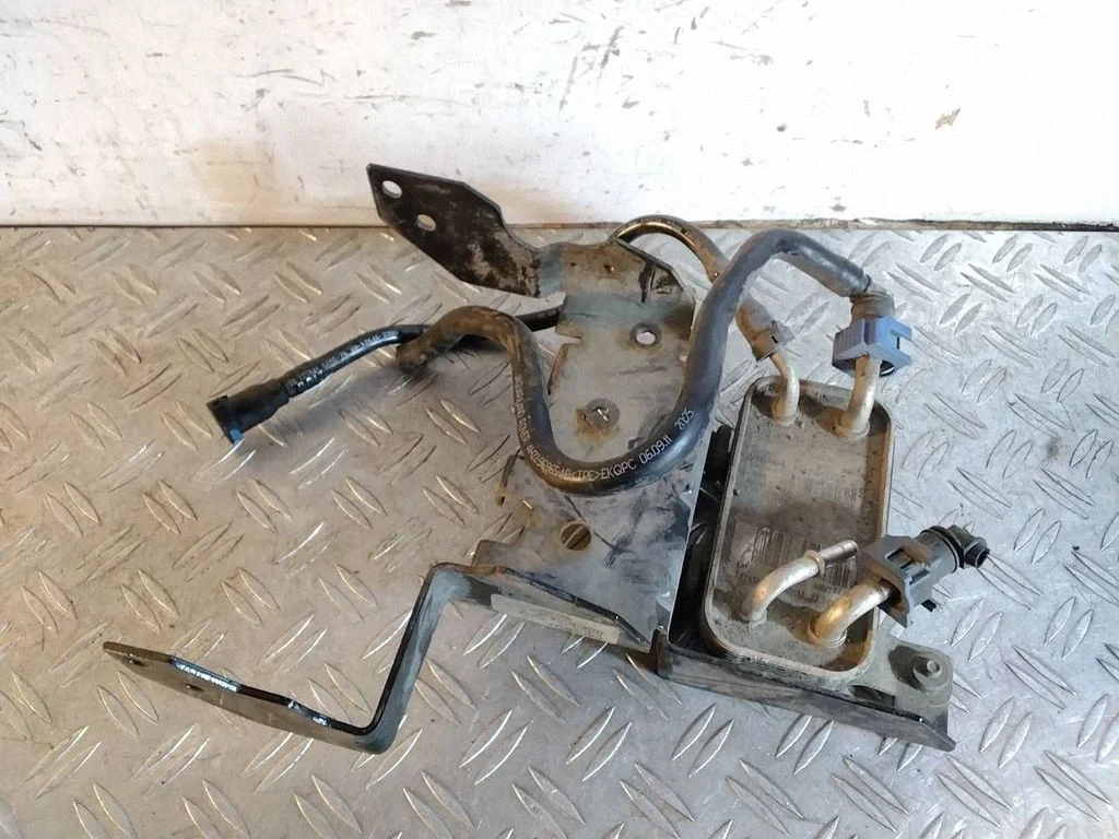 Fuel cooler (radiator) – Land Rover Discovery Sport (2014-)