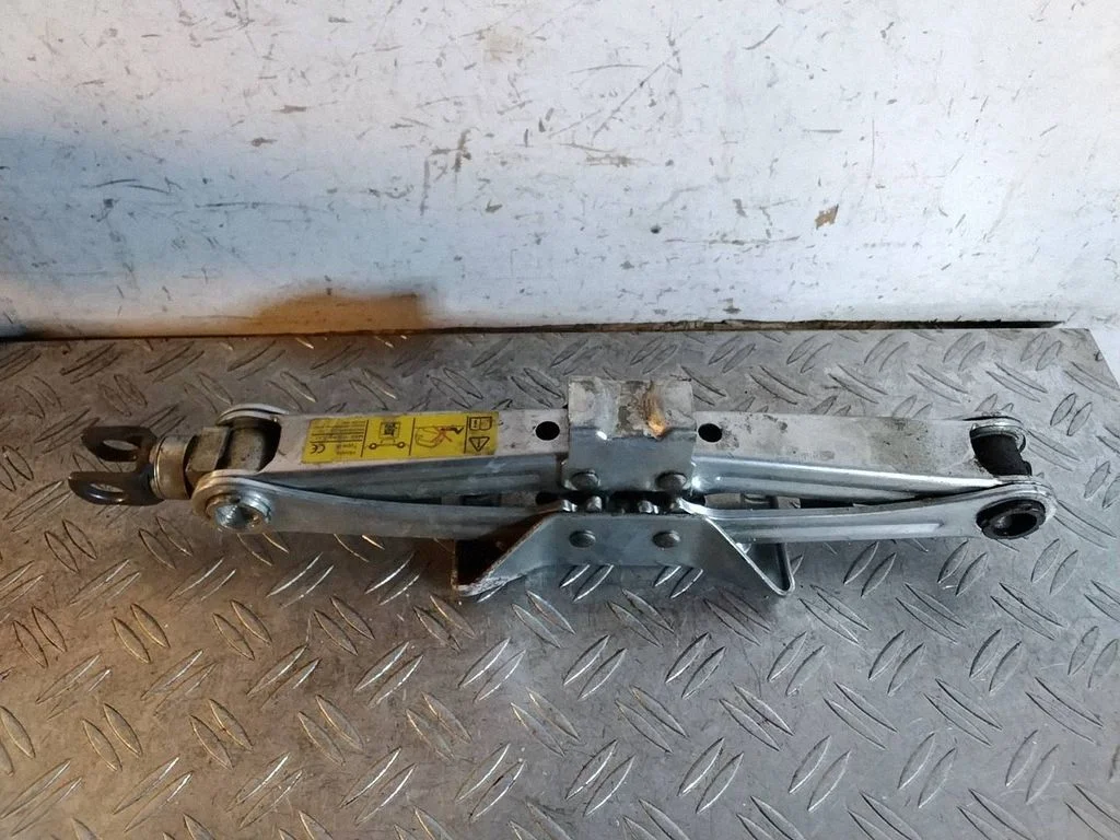 Lift Jack – Honda Accord (2008-2016)