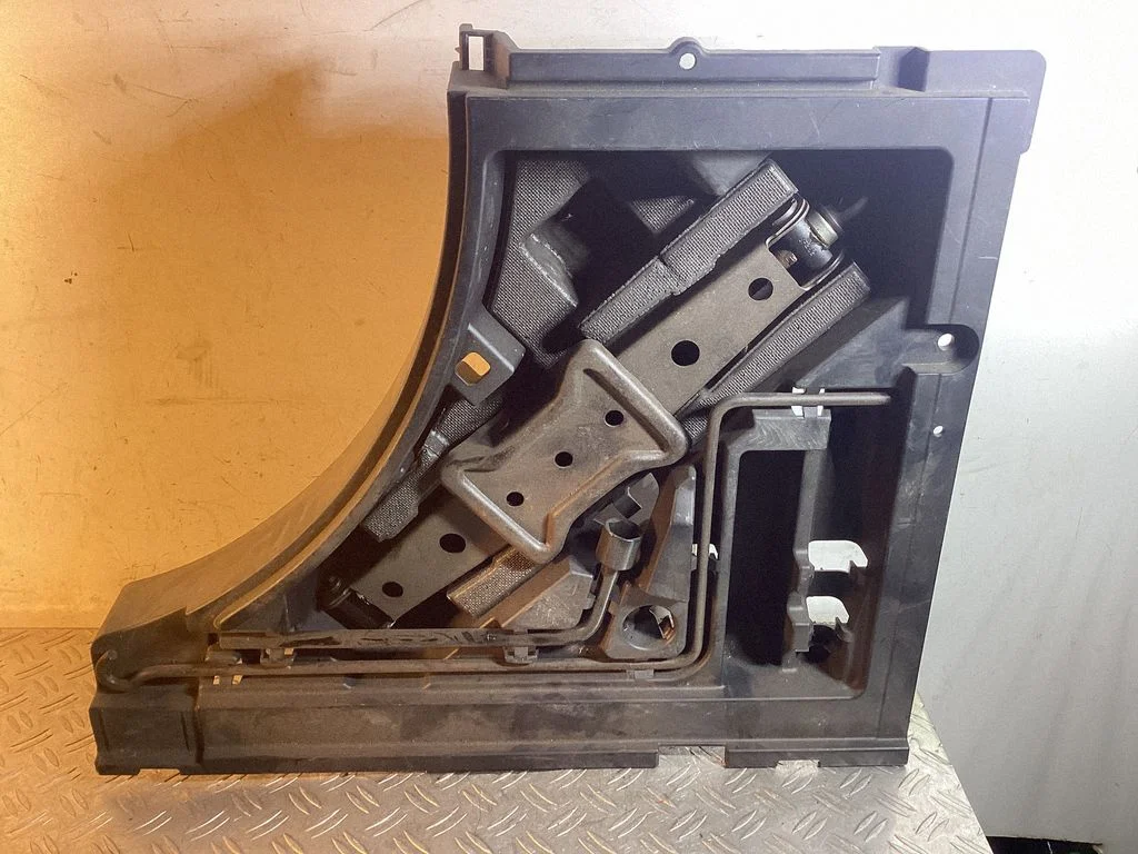 Tool box – Lexus RX III (2008-2015)