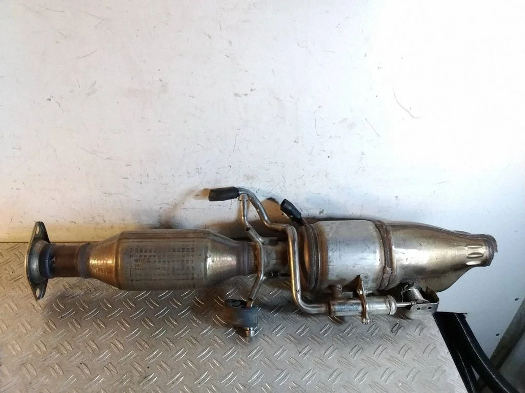 Katalüsaator/ FAP/DPF tahkete osakeste filter – Lexus RX III (2008-2015)