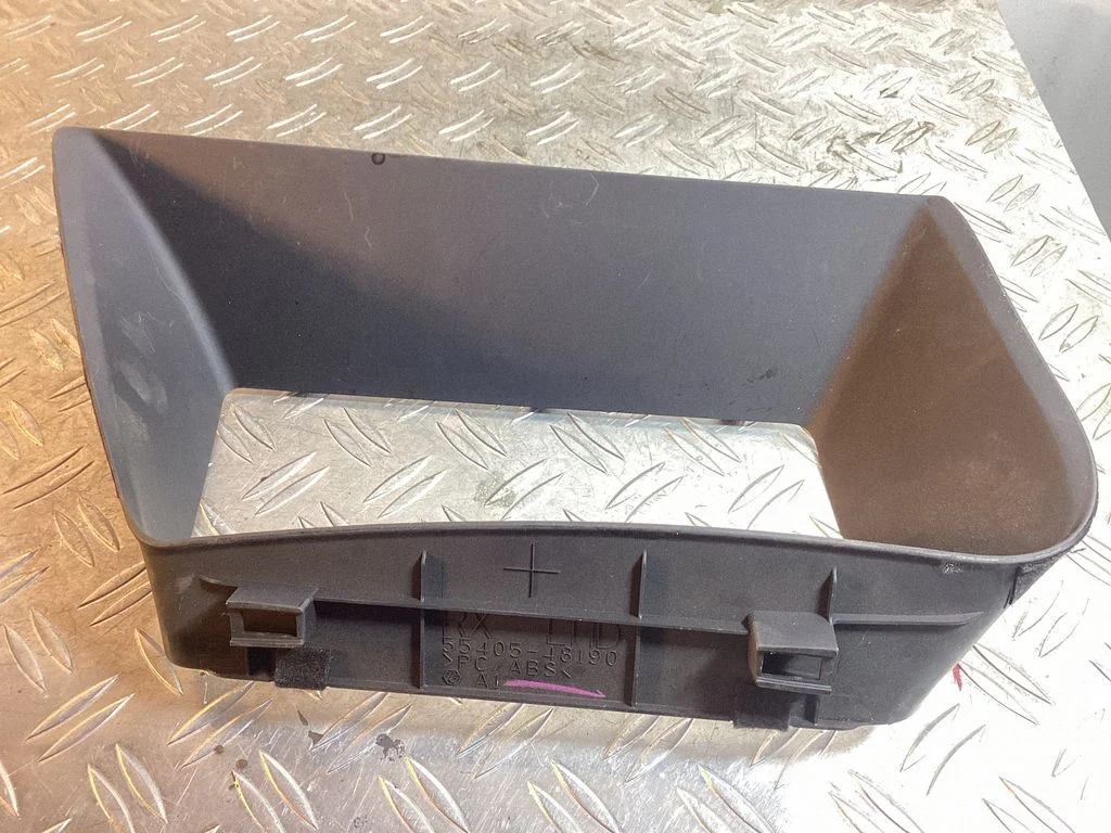 Radio/GPS head unit trim – Lexus RX III (2008-2015)