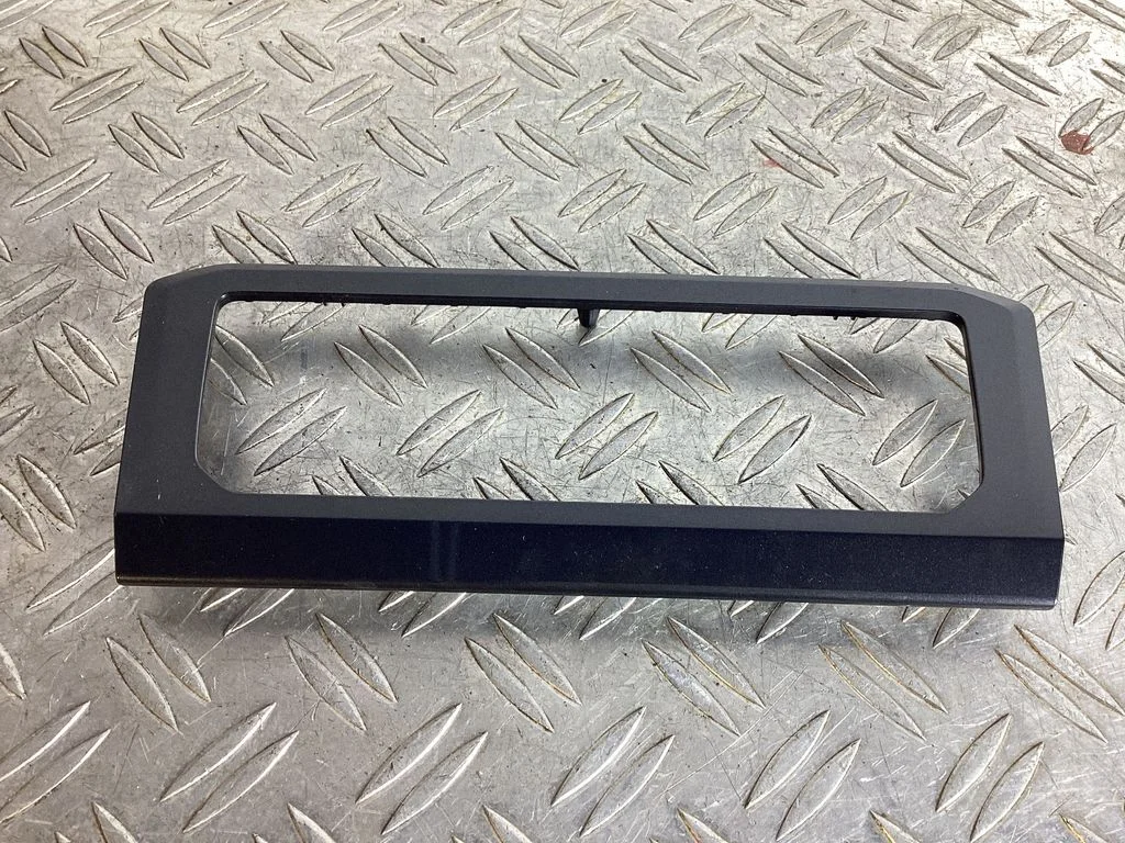 Climate control/heater control trim – Volkswagen Tiguan Allspace (2017-)