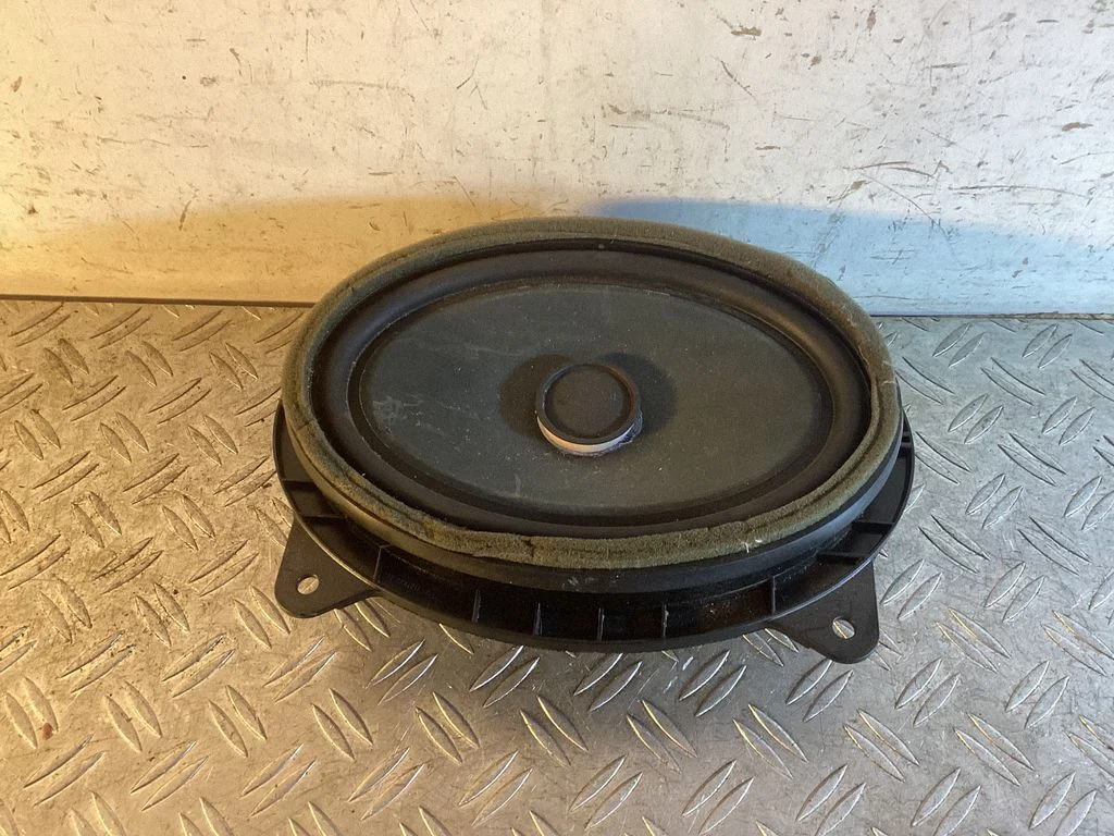 Front door high frequency speaker – Lexus RX III (2008-2015)