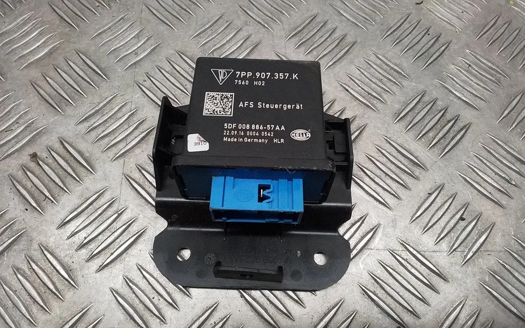 Light module LCM – Porsche Cayenne (92A) (2010-2017)