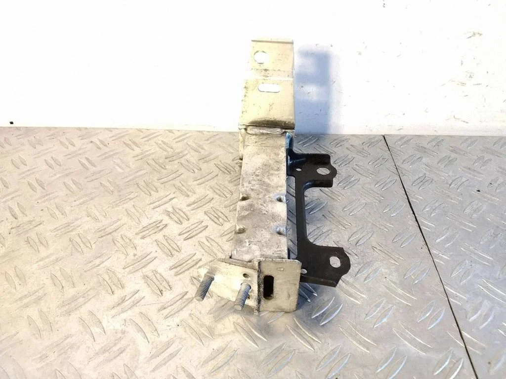Eesmise amortisaatori löögisummuti (puhver) – Toyota RAV 4 (XA50) (2018-)