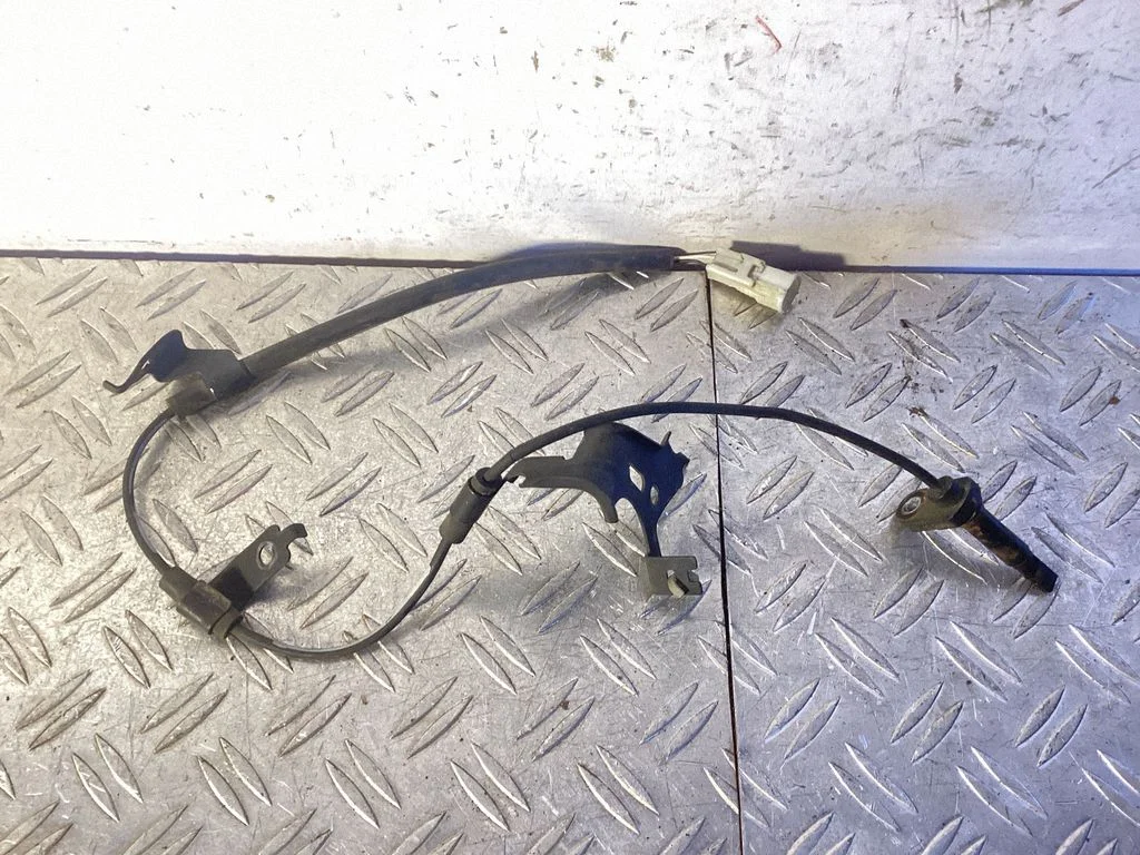 Tagumine piduri ABS-andur – Lexus RX III (2008-2015)