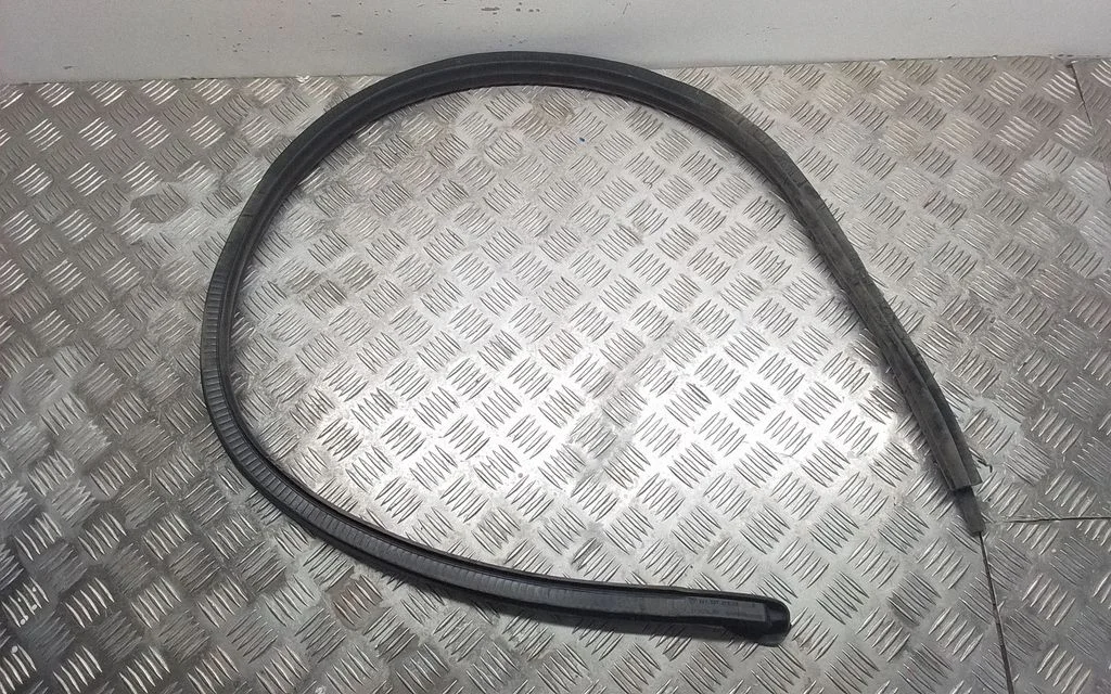 Rubber seal front coupe door – Porsche 911 991 (2011-2019)