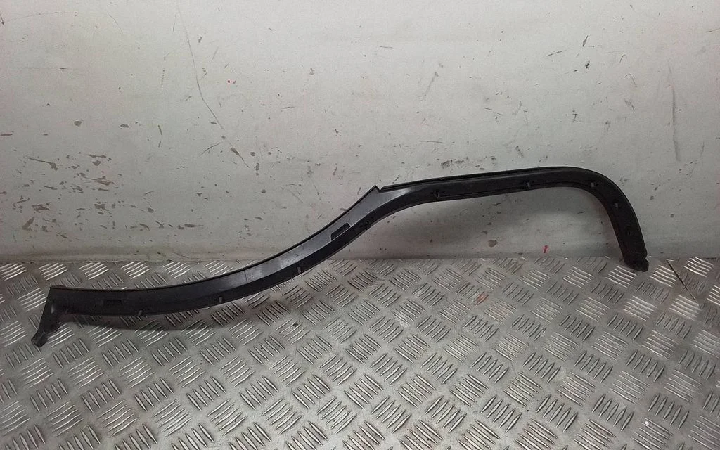 Rubber seal rear door – Porsche Macan (95B) (2019-)