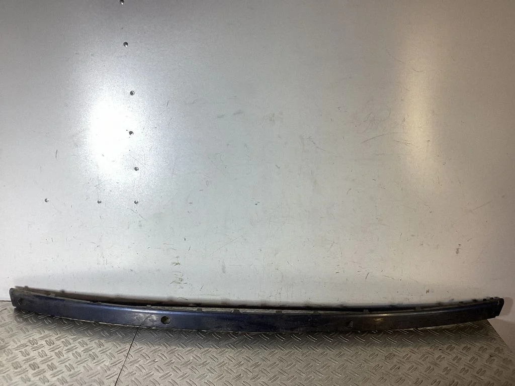Listwa zderzaka tylnego – BMW Seria 7 E65 E66 (2001-2008)