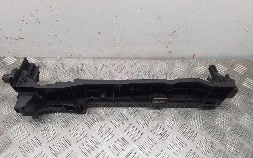 Side radiator support slam panel – Mercedes-Benz C-Class W205 (2014-2021)