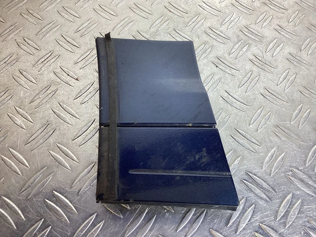 Poritiiva iluliist (molding) – Porsche Cayenne (92A) (2010-2017)
