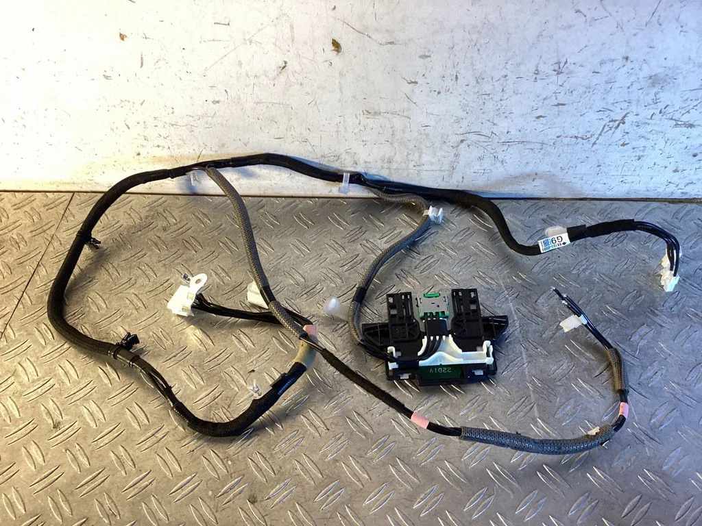 GPS navigation control unit/module – Lexus RX 450H (2016-)
