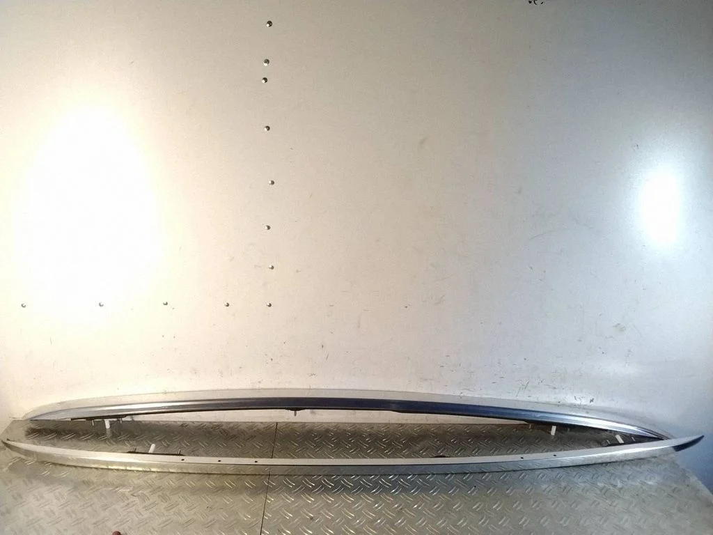 Roof bar rail – Lexus NX (2014-2021)