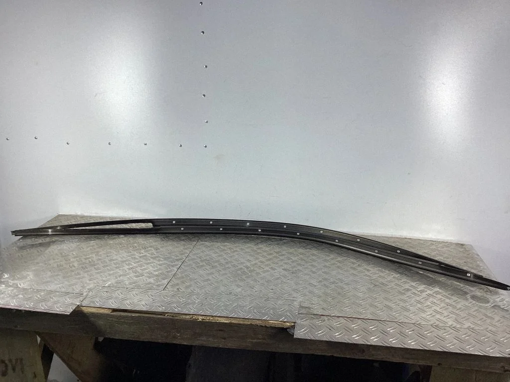 Roof trim bar molding cover – Porsche 911 997 (2004-2013)