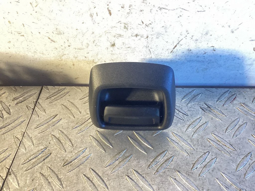 Hand parking brake switch – Porsche 911 991 (2011-2019)