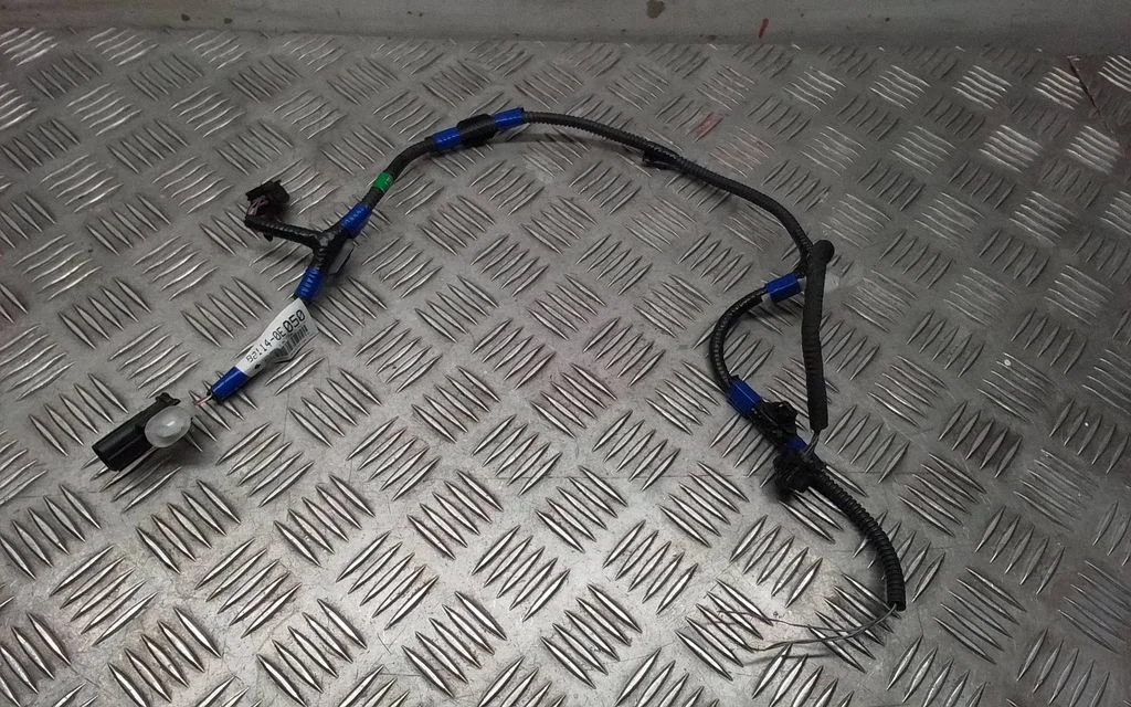 Parking sensor (PDC) wiring loom – Lexus RX 450H (2016-)