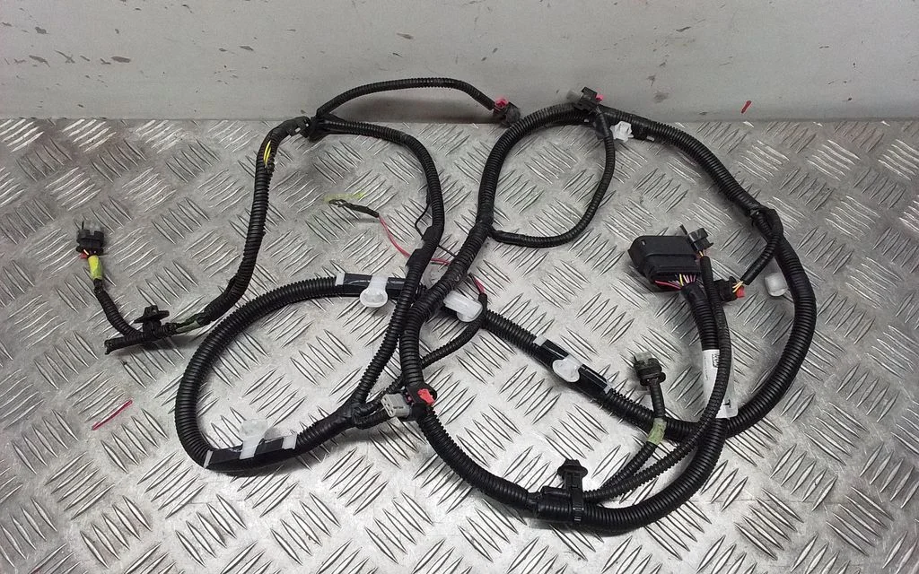 Parking sensor (PDC) wiring loom – Tesla Model Y (2020-)