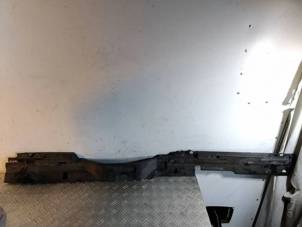 Other sill/pillar trim element EOX500091