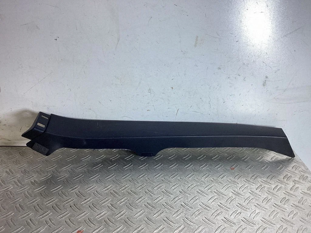 Other sill/pillar trim element – Lexus GS 250 350 300H 450H (2013-)