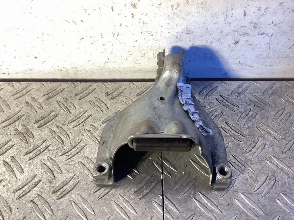 Other front suspension part – Porsche Macan (95B) (2019-)